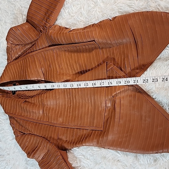 MARCIANO LOS ANGELES Women's Brown Jacket Used Once 100% Lamb - Picture 16 of 16